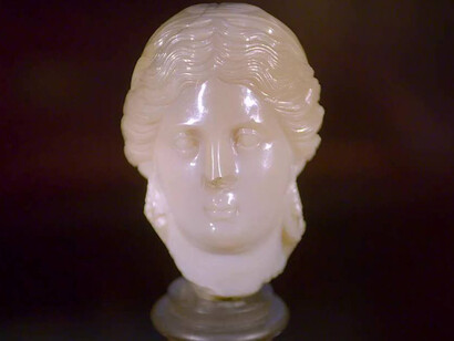 Splendida minima -  Arte ellenistica - Testa di regina lagide, forse Arsinoe II, III secolo a.C. calcedonio