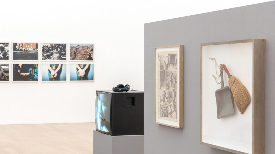 On the street, exhibition view. Courtesy of Kunstmuseum Liechtenstein