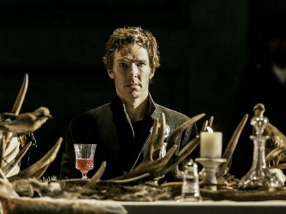 El actor británico Benedict Cumberbatch representando a Hamlet