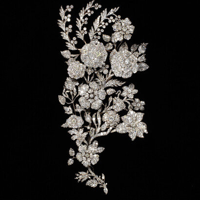 Spray ornament, maker unknown, about 1850. Museum no. M.115-1951. © Victoria and Albert Museum, London