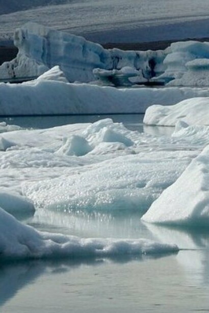 Il 6 novembre del 1922 dalle acque di Marina di Pisa si sollevò in volo il primo idrovolante il metallo prodotto in Italia nonché uno dei primi al mondo