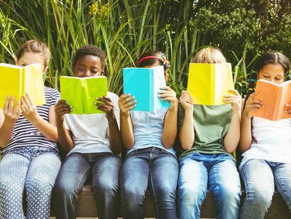 Resulta urgente que exista una verdadera sinergia de los esfuerzos conducentes a fomentar el gusto por leer en la población de todas las edades