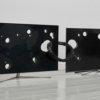 Filipp Grouvnob and Rodrigo Red Sandoval, Out of time. Courtesy of Josilda da Conceição 