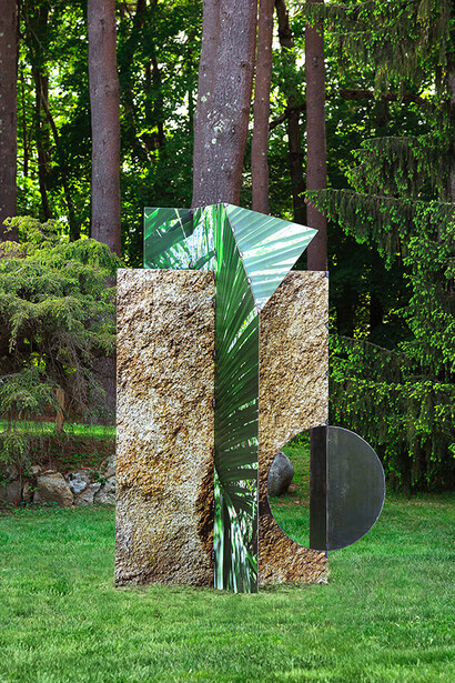 Letha Wilson, Hawaii California Steel. Courtesy of DeCordova Sculpture Park and Museum