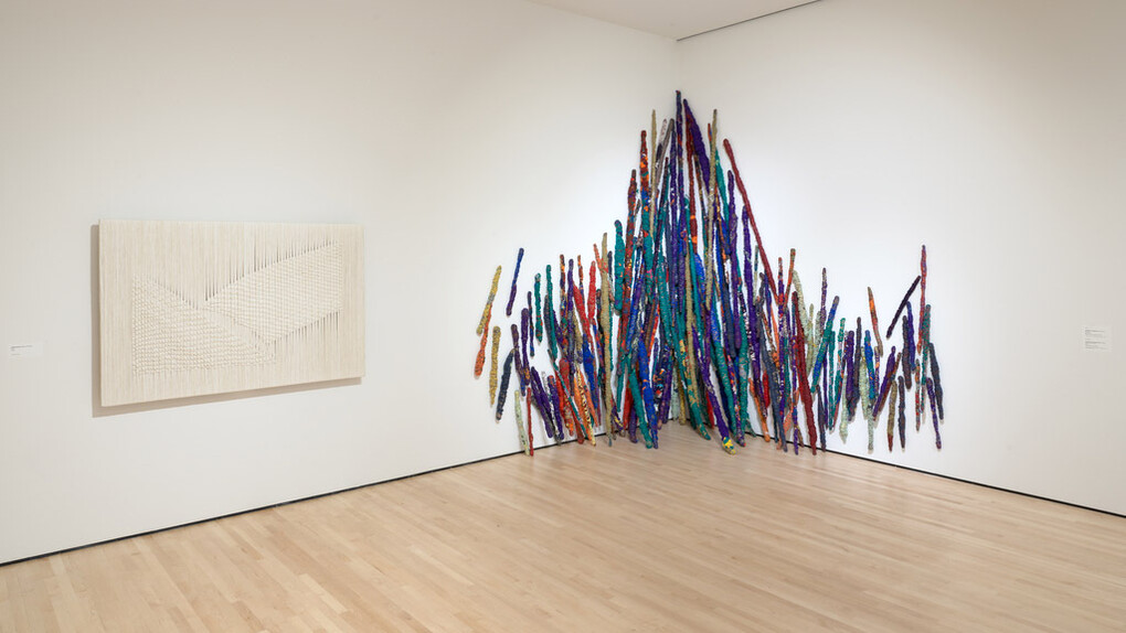 Sheila Hicks, New work, exhibition view. Courtesy of San Francisco Museum of Modern Art