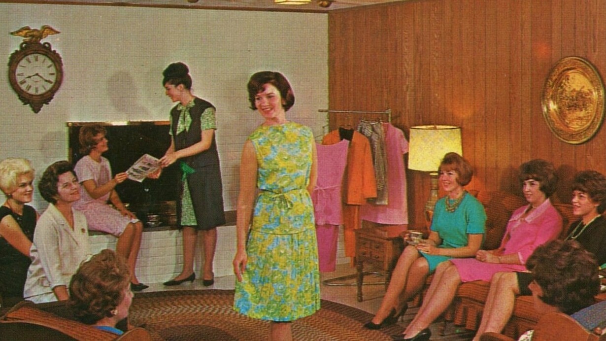 Postal publicitaria de invitación a un show de moda privado, 1965, Estados Unidos