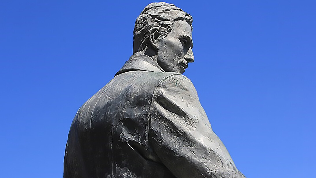 Nikola Tesla Statue in Niagara Falls, Ontario, Canada