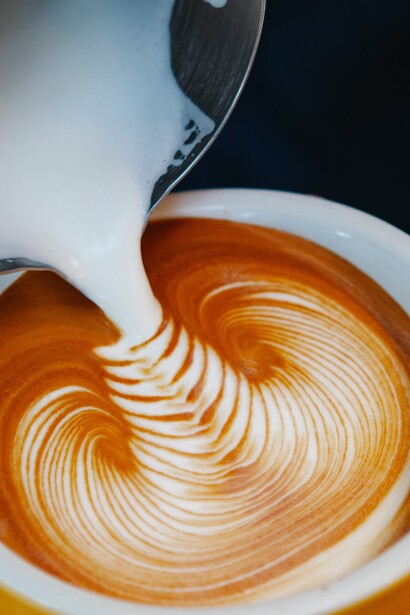 Café é bom no bolo, com chocolate e com tudo