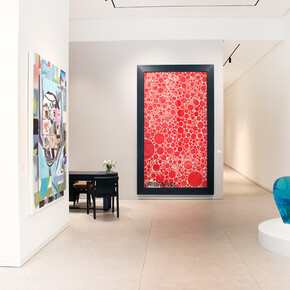 Various artists, Summer vibes III, exhibition view. Courtesy of Opera Gallery