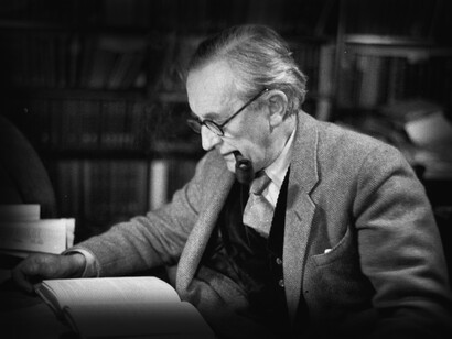 Secondo Tolkien, “la macchina è la più evidente forma moderna di magia che possediamo” e tra le due c’è una correlazione molto più stretta di quanto comunemente si sia disposti a credere