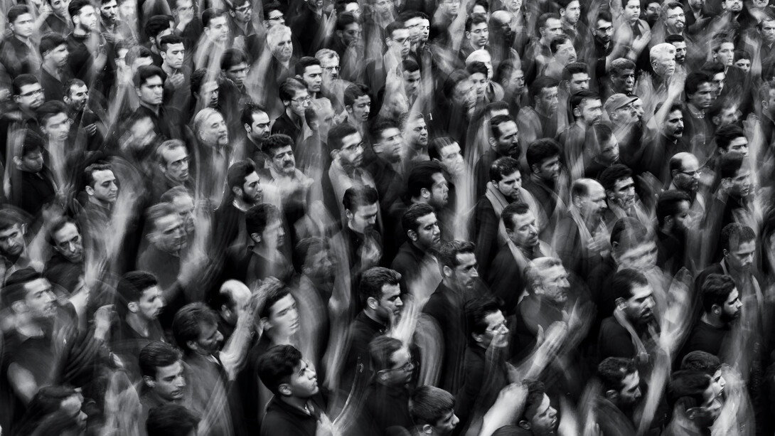 Manifestacion multitudinaria. Los nadies son indispensables para que subsista una sociedad: cosechan los alimentos, limpian la basura de las calles, colocan los caños de agua bajo tierra para que llegue agua corriente a los hogares