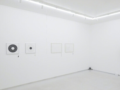 Humor Identification. Courtesy of Tomio Koyama Gallery