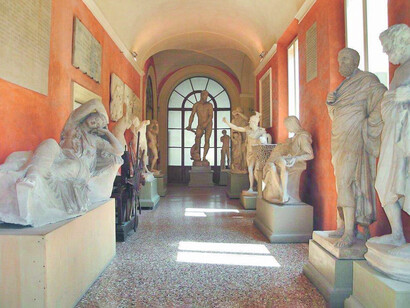 Accademia di Belle Arti di Bologna, Italia. Ingresso