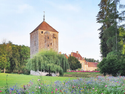 The Château de Vault-de-Lugny's history dates back to the 13th century