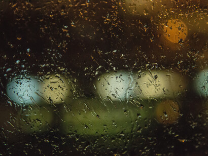 E o poema onde se deita