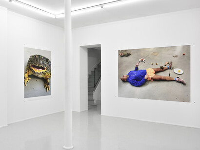 Leg, snails and peaches. Courtesy of Suzanne Tarasieve