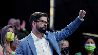Gabriel Boric, la noche de las votaciones reconociendo el triunfo de los comicios