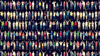 Fila di persone eterogenee: "...tutto è complessità e noi allo stesso tempo siamo complessità e siamo immersi nella complessità"