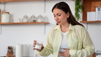 Intolerância à lactose. A intolerância alimentar está relacionada à deficiência na produção de alguma enzima relacionada à digestão de determinados compostos