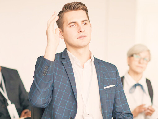 Embajadores y personal acreditado, gozan de privilegios que consagran normas precisas