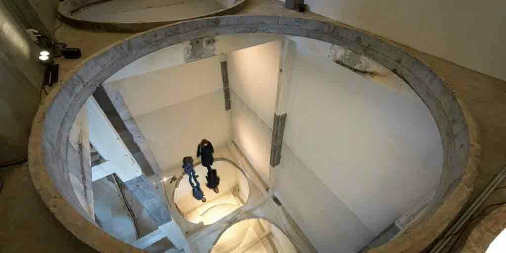 Kimsooja. Courtesy of Axel Vervoordt