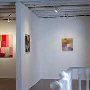 Varios artistas, Structures of meaning, vista de exhibición. Cortesía de Galería Nueveochenta