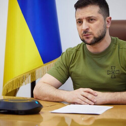 Il profilo social del presidente ucraino è curato da uno staff: sembra si tratti di una ventina di persone