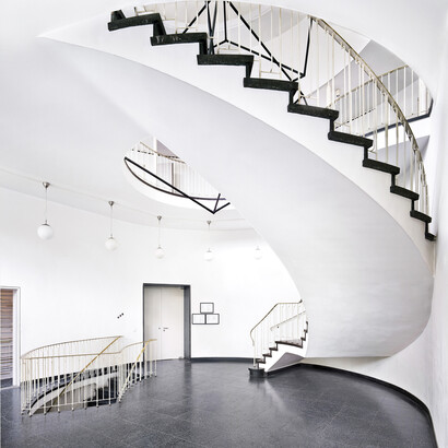 Candida Höfer, Malkasten Düsseldorf II 2011, C-print, paper: 70 7/8 x 66 3/4 inches (180 x 169.6 cm), framed: 72 7/16 x 68 3/8 inches (184 x 173.6 cm), edition of 6 with 3 APs. © Candida Höfer, Köln / VG Bild-Kunst, Bonn. Courtesy: Sean Kelly, New York