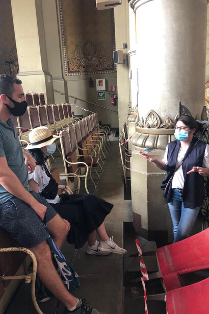 Architect Sara Cava providing an in-depth explanation of the history, culture and traditions of the Jews of Rome