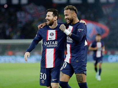 PSG Trophée des Champions. Depuis l’intervention des Qataris, des millions injectés chaque saison pour des transferts toujours plus importants, on pensait le PSG bien armé en 2020 pour lui aussi soulever la coupe aux grandes oreilles