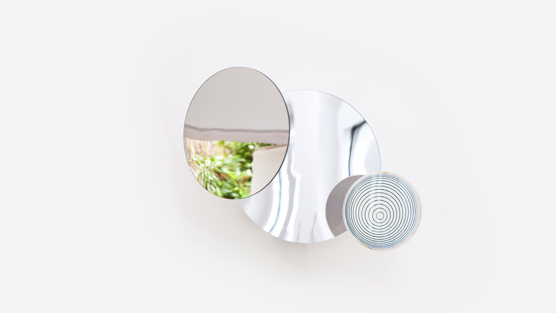 Rebecca Horn, Marcel Duchamp's Montgolfiere, 2014, mirror, glass, motor, electronic device, 21 5/8 x 23 5/8 x 24 13/16 inches (55 x 60 x 63 cm) © Rebecca Horn. Courtesy: Sean Kelly, New York