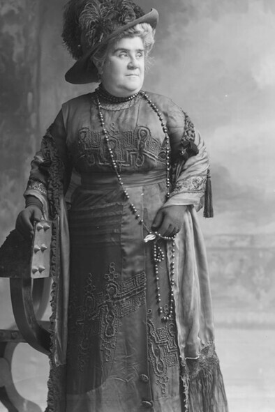 Matilde Serao fotografata da Mario Nunes Vais, 1927 circa