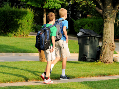 Se abitassero vicino a scuola i ragazzi potrebbero andare a scuola a piedi