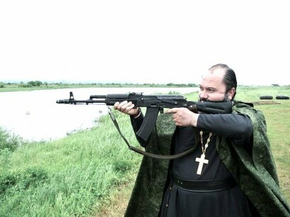 Cuando la cruz bendice las armas