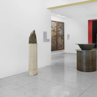 Vários artistas, O fascínio e o afeto, vista da exposição. Cortesia da Galeria Nara Roesler 