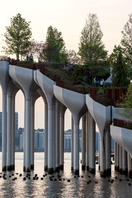 Heatherwick Studio, Little Island, 2021, New York © Timothy Schenck