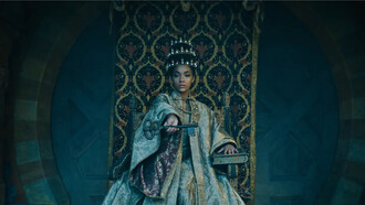 Le Tarot. Il n’appartient à aucune religion à proprement parler, il transmet simplement les vestiges d’une sagesse millénaire, en donnant à l’Homme les clefs pour atteindre l’Illumination © Dior couture SS 2021- Matteo Garrone 