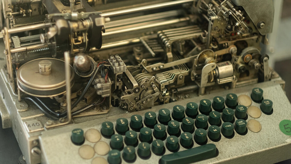 Whakawhiti pārongo, telecoms, exhibition view. Courtesy of MOTAT