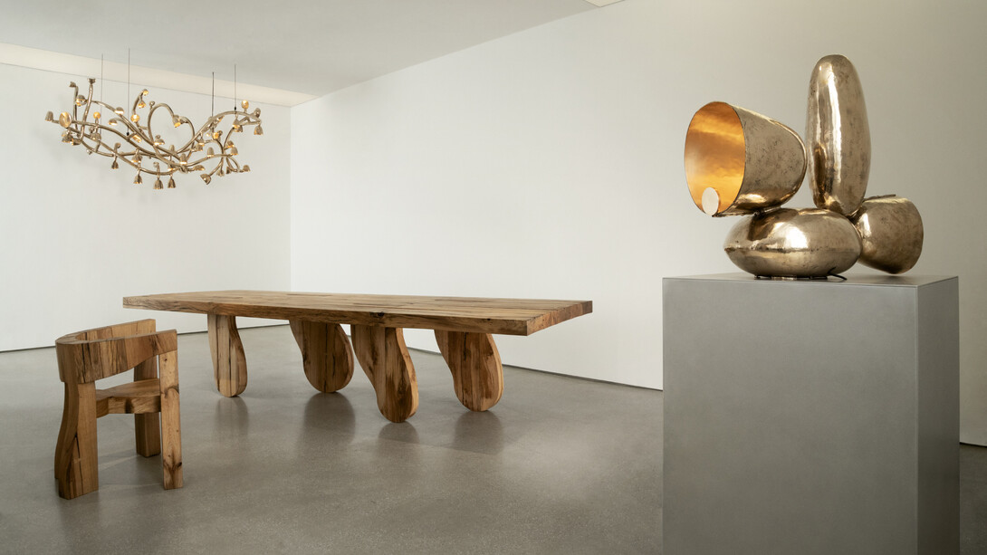 Frederik Molenschot, Atlas 2000, installation view. Courtesy of the artist and Carpenters Workshop Gallery, Paris