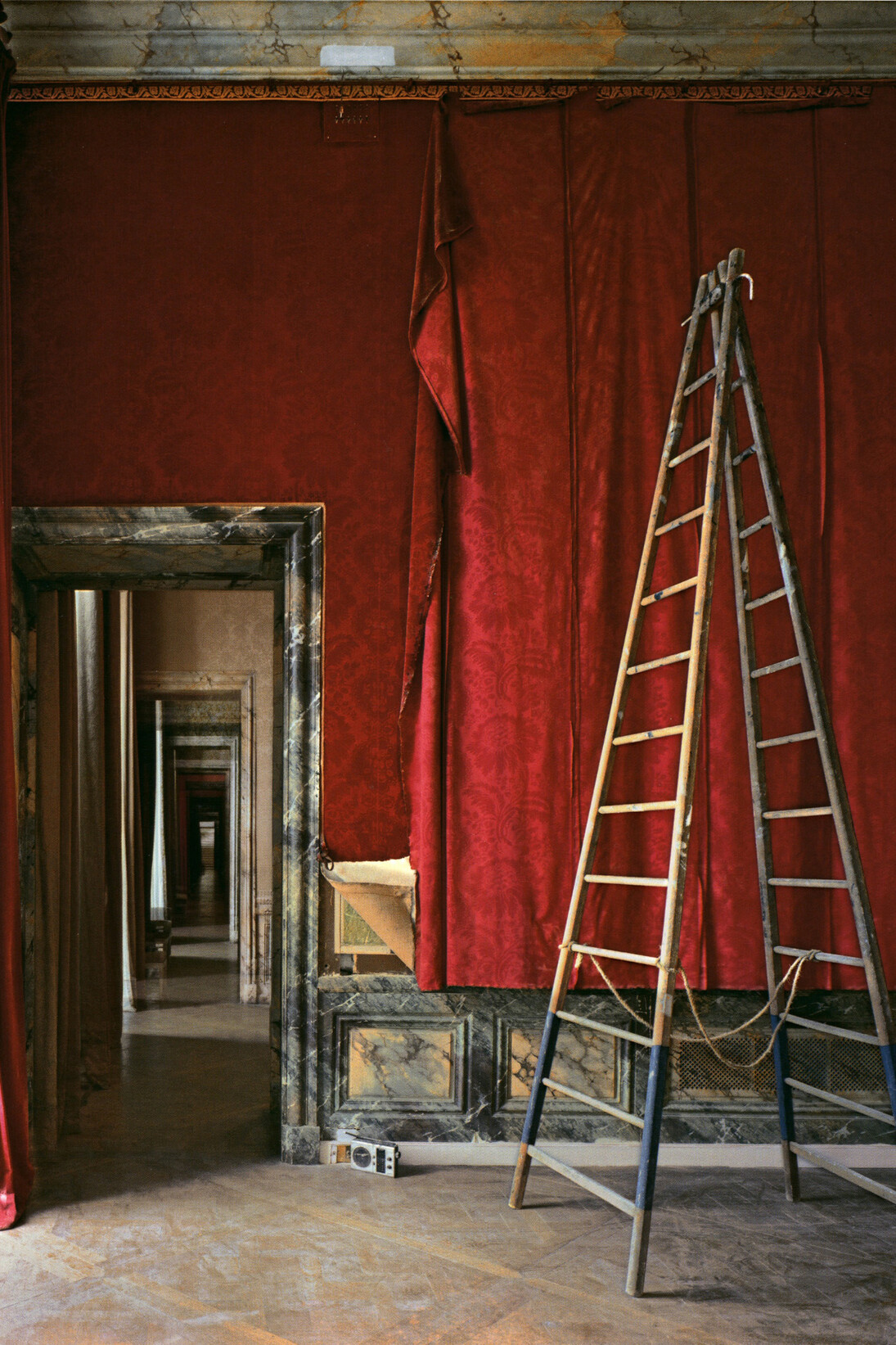Robert Polidori: Salle d’Introduction aux Galeries Historiques, (2)ANR.01.002, Salle du XVII, AIle du Nord - RdC, Versailles, 1985. Fujicolor Crystal Archive print mounted to Dibond, 60 x 50 inches (152.4 x 127 cm). Printed under the direct supervision of the photographer, an edition of 10.