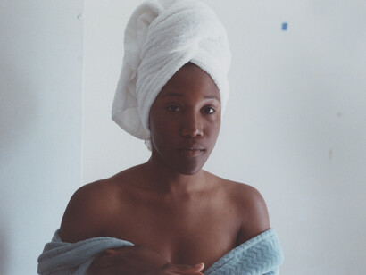 Samuel Laurence Cunnane, Kesewaa, 2014, 
Hand-printed C-type print on archival photo paper, framed, 12.7 x 19 cm / 7.5 x 5 in, Image courtesy Kerlin Gallery