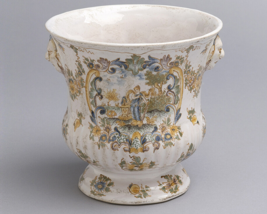 Moustiers Ceramics. Courtesy of Cooper Hewitt 