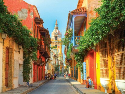 Las calles de Cartagena tienen un color muy especial