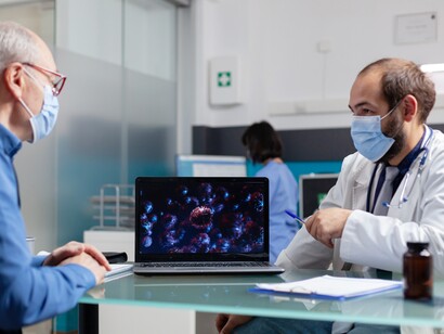 Rafforza il lavoro del medico, offrendo un secondo parere basato su analisi oggettive e aggiornate