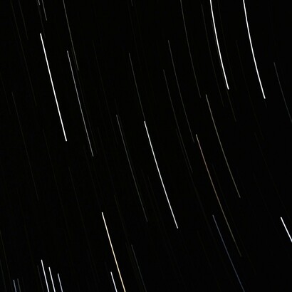No existe nada más que esas vidas que caen del cielo y se estrellarán contra el suelo