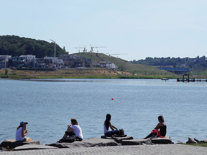 From the heights of Kaiserberg, visitors can enjoy a captivating view of Phoenix Lake and the charming neighborhood of Hörde in Dortmund, Germany