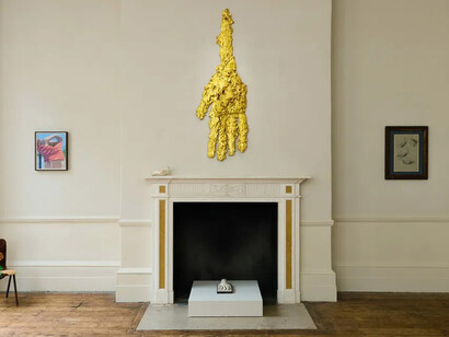 Various artists, Put 'em up! Exhibition view. Courtesy of Tristan Hoare Gallery