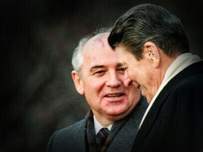 Mikhail Gorbachev, former president of the USSR, and Ronald Reagan, former president of the United States of America