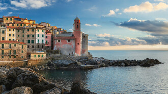 Tellaro, Liguria, Italia. Viaggio a Tellaro: dalla storia millenaria alle spiagge incantevoli, un'esperienza senza pari