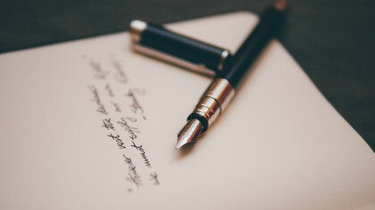 Escribir, un acto de resistencia y de resiliencia